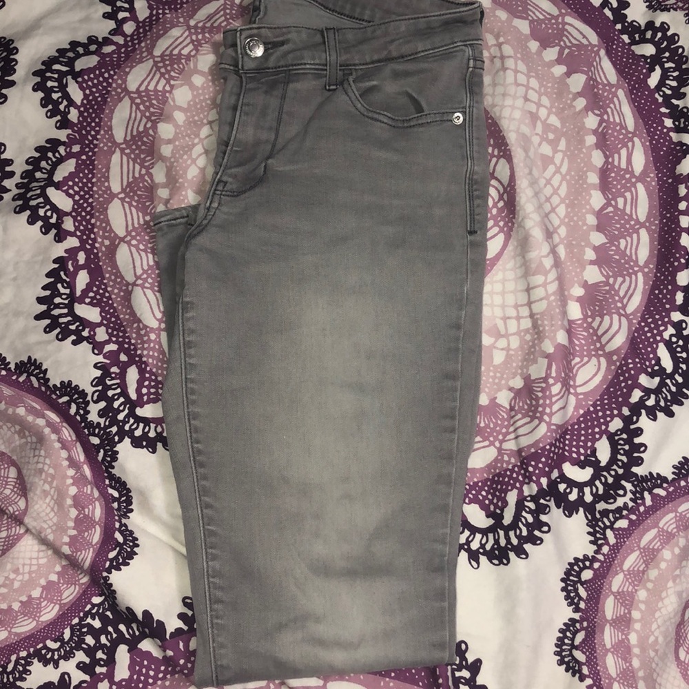 Grey skinny old navy jeans